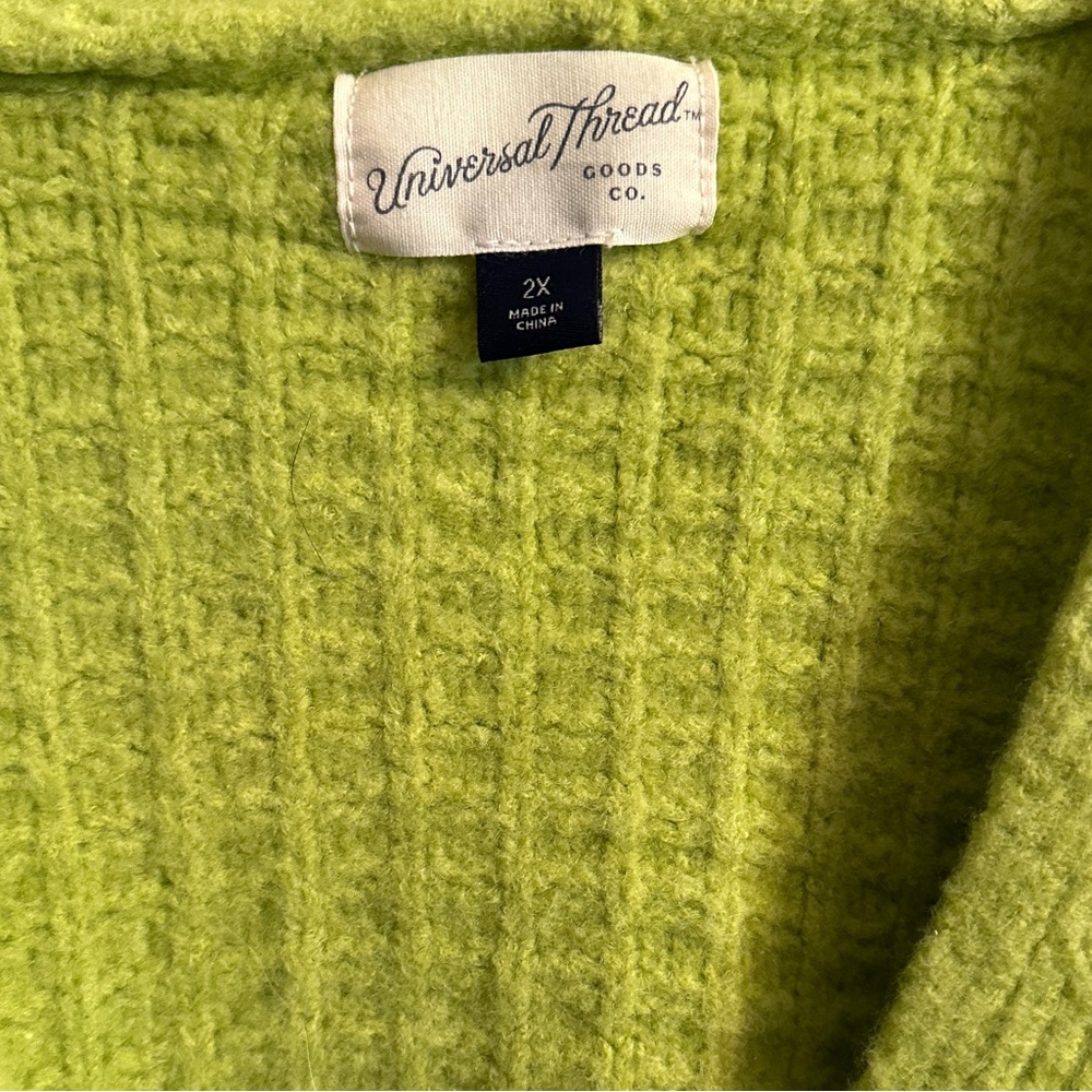 Universal Thread Women's 2X Plus Size Citron Lime Green Cardigan Sweater - Picture 3 of 4
